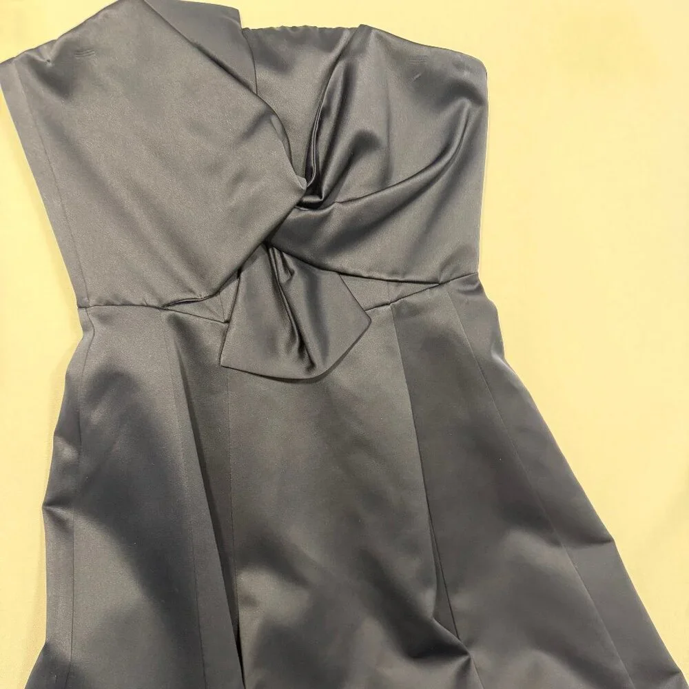 H&M Navy Blue Strapless Bow Detail Fit Flare Dress Size 8 - Picture 4 of 9